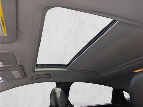 Used 2021 Chevrolet Malibu Premier FWD image 22