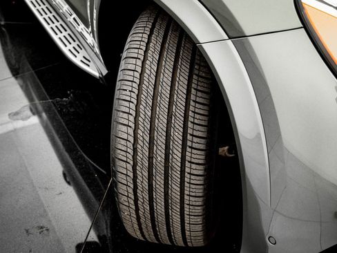 Certified 2024 Mercedes-Benz GLE 350 4MATIC image 46