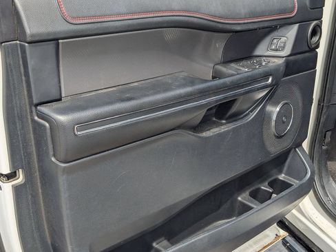 Used 2021 Ford Expedition Limited AWD/4WD image 15
