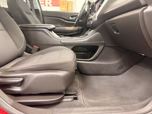 Used 2022 GMC Acadia SLE w/ Driver Convenience Package AWD/4WD image 30