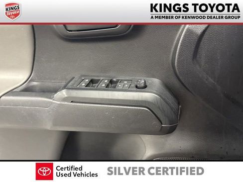 Used 2020 Toyota Tacoma SR AWD/4WD image 26