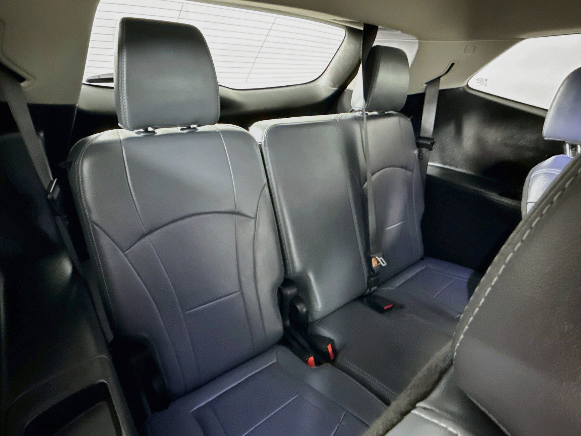 Used 2020 Buick Enclave Essence w/ Sun And Navigation Package FWD image 32