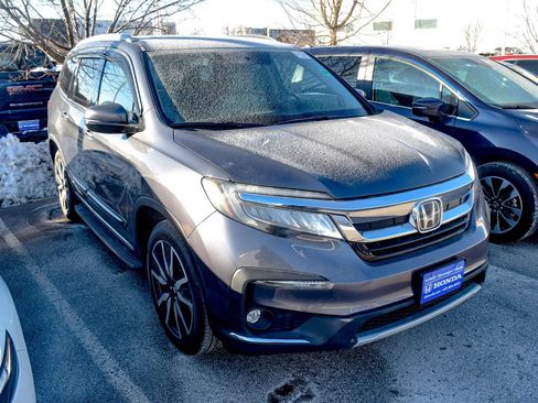 Used 2019 Honda Pilot Touring image 1
