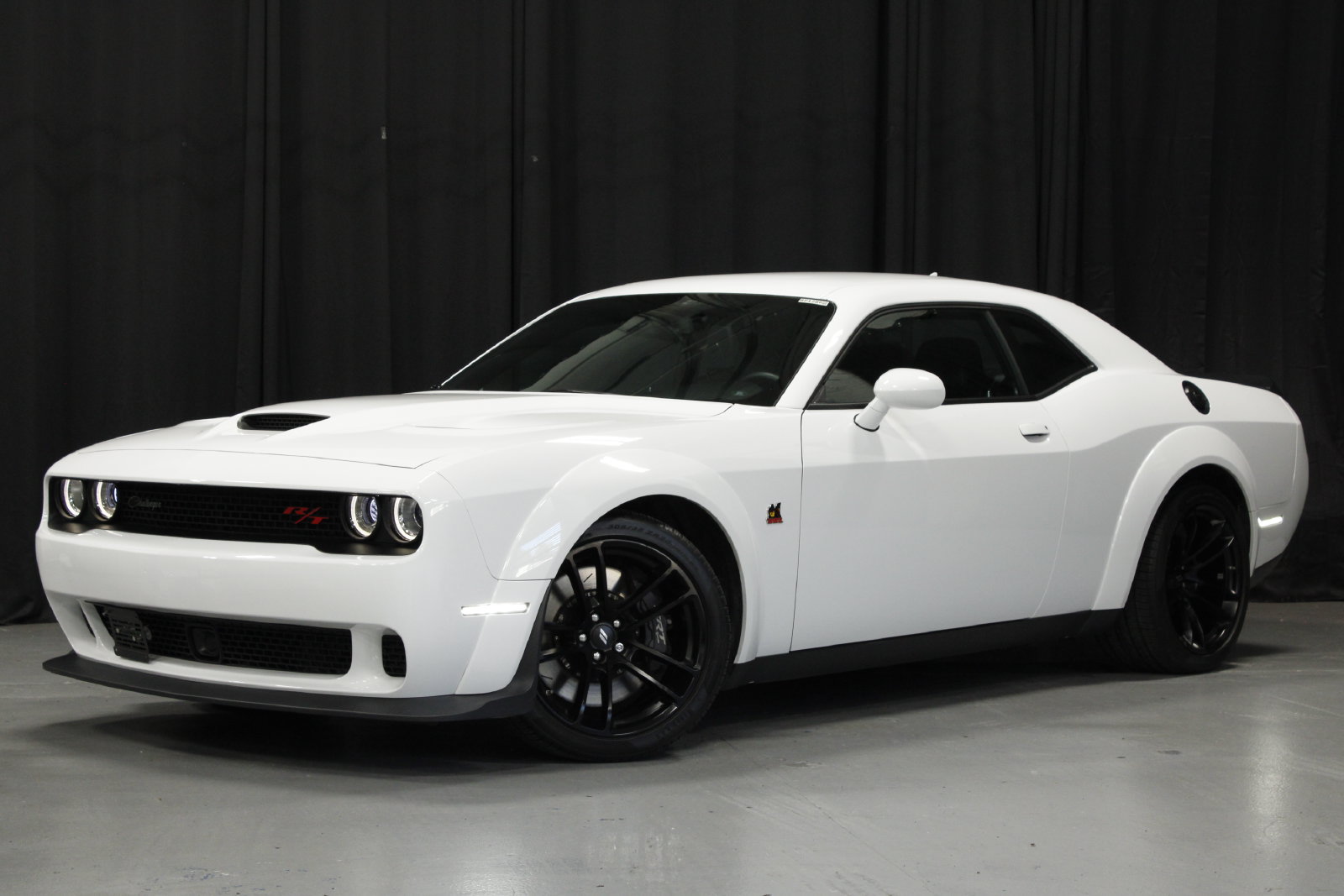 Used 2023 Dodge Challenger R/T Scat Pack RWD image 1