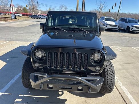 Used 2015 Jeep Wrangler Sport image 2
