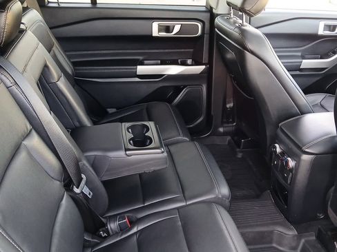 Used 2020 Ford Explorer XLT w/ Equipment Group 202A image 61