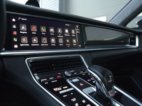 Certified 2023 Porsche Panamera GTS AWD/4WD image 19