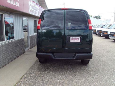 Used 2013 Chevrolet Express 1500 AWD image 6