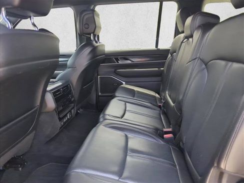 Used 2024 Jeep Wagoneer L 2WD image 14