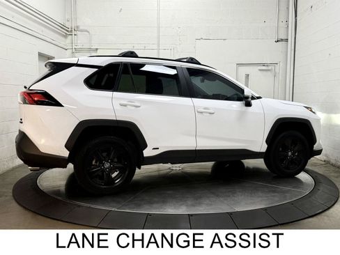 Used 2023 Toyota RAV4 LE AWD/4WD image 11