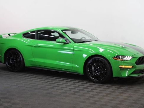 Used 2019 Ford Mustang Coupe w/ Ecoboost Performance Package RWD image 3