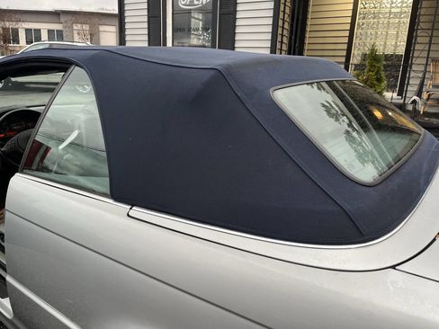 Used 2006 BMW 325Ci Convertible image 21