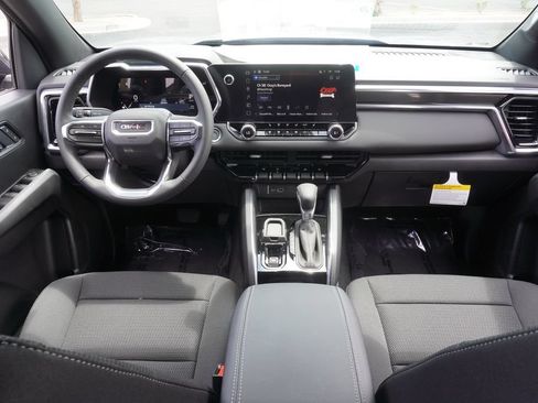 New 2026 GMC Canyon Elevation w/ Convenience Package RWD image 12