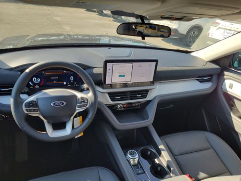 New 2026 Ford Explorer Active w/ Active Comfort Package image 20