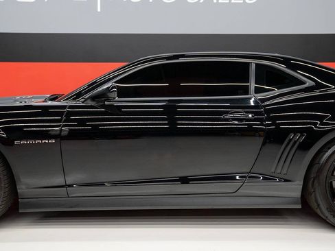 Used 2014 Chevrolet Camaro ZL1 RWD image 24