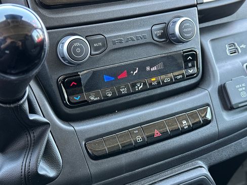 Used 2024 RAM ProMaster 1500 w/ Quick Order Package 22G SLT image 19