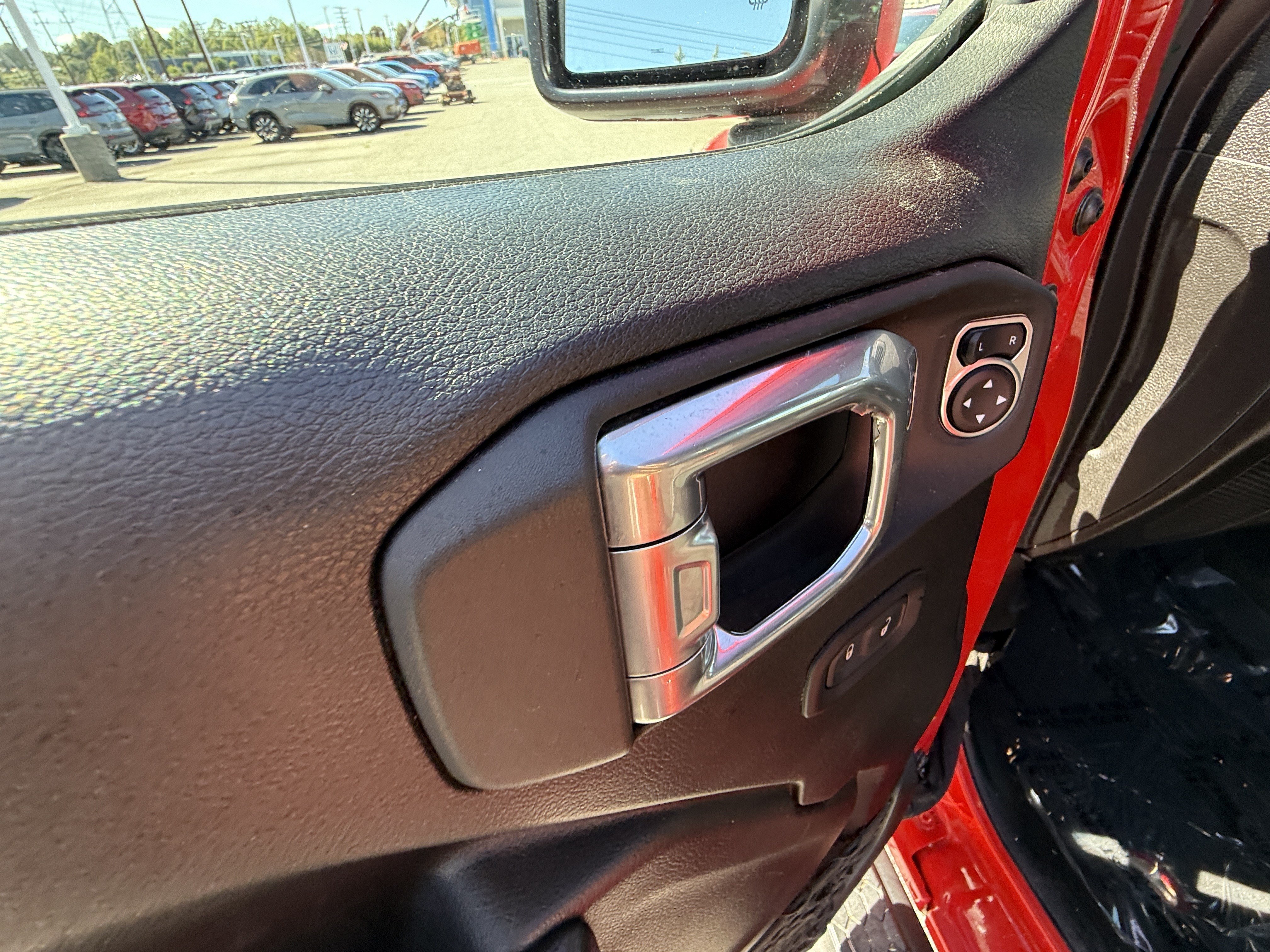 Used 2022 Jeep Wrangler Unlimited Sport AWD/4WD image 15