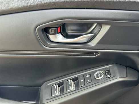 Used 2024 Honda Accord EX image 25