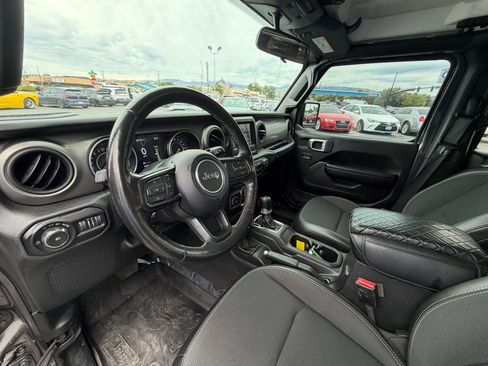 Used 2021 Jeep Wrangler Unlimited Sport AWD/4WD image 10
