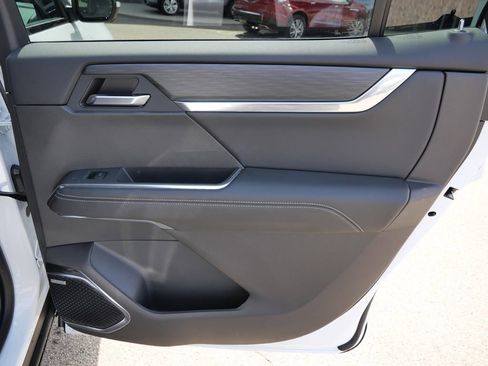 New 2026 GMC Acadia Elevation w/ Black Edition AWD/4WD image 25