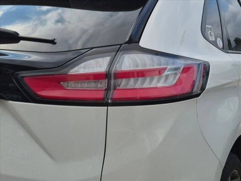 Used 2020 Ford Edge ST w/ Equipment Group 401A AWD/4WD image 12