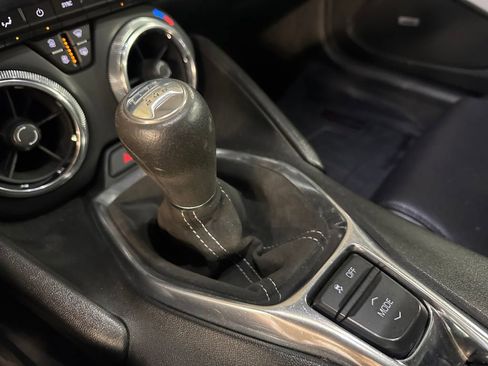 Used 2018 Chevrolet Camaro LT RWD image 25