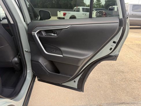Used 2019 Toyota RAV4 Adventure AWD/4WD image 16