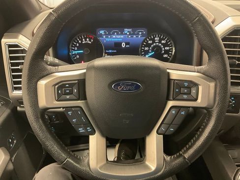 Used 2016 Ford F150 Platinum w/ Equipment Group 701A Luxury image 9
