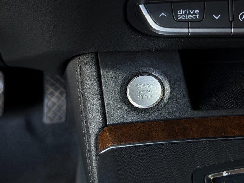 Used 2019 Audi Q5 2.0T Premium Plus w/ Premium Plus Package AWD/4WD image 23