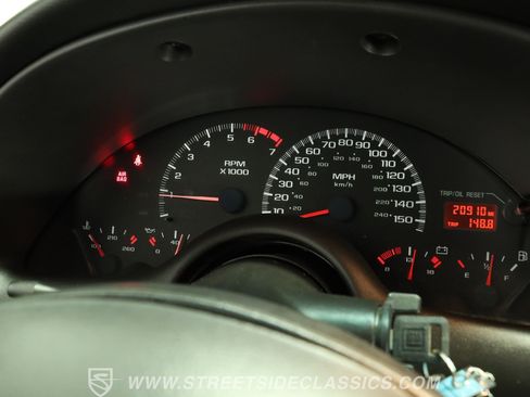 Used 2002 Chevrolet Camaro Z28 RWD image 37