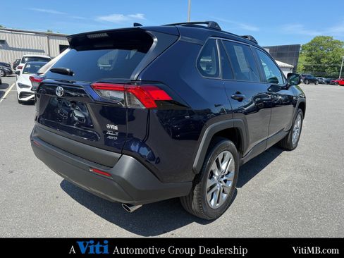 Used 2023 Toyota RAV4 XLE Premium AWD/4WD image 8