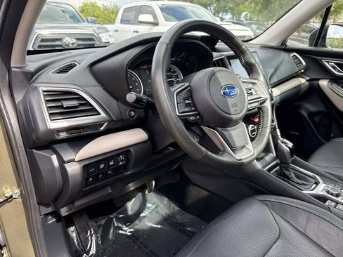 Used 2023 Subaru Forester Limited AWD/4WD image 25