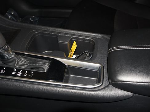 Used 2024 Nissan Sentra SV image 30