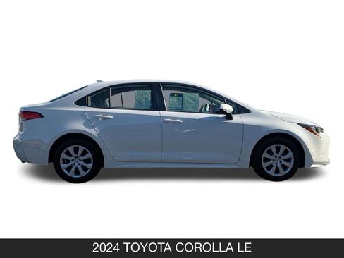 Used 2024 Toyota Corolla LE image 6