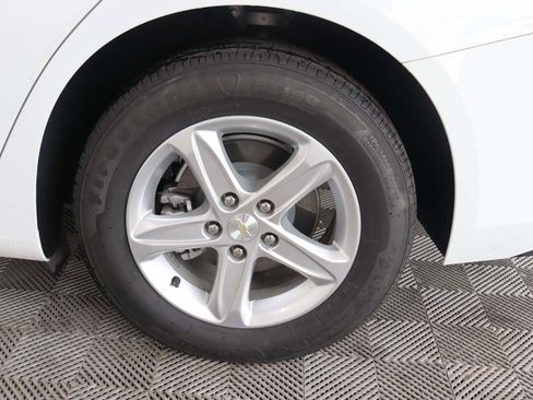 Used 2024 Chevrolet Malibu LS image 16