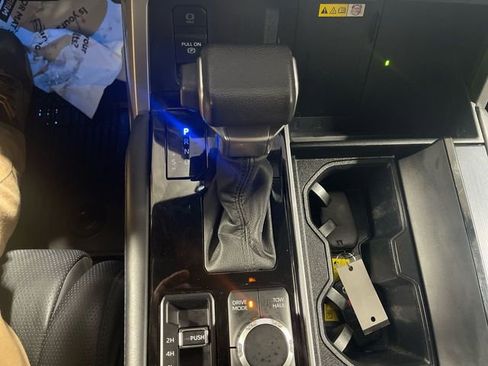 Used 2023 Toyota Tundra Platinum image 19