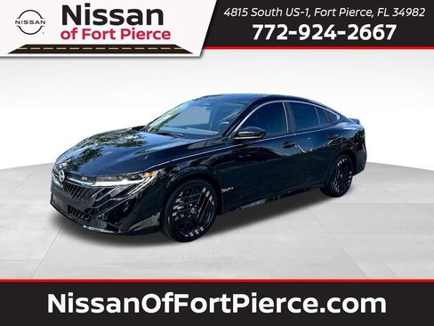New 2026 Nissan Sentra SR w/ Floor Mat Package FWD image 1