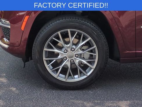 Certified 2025 Jeep Grand Cherokee Summit AWD/4WD image 10