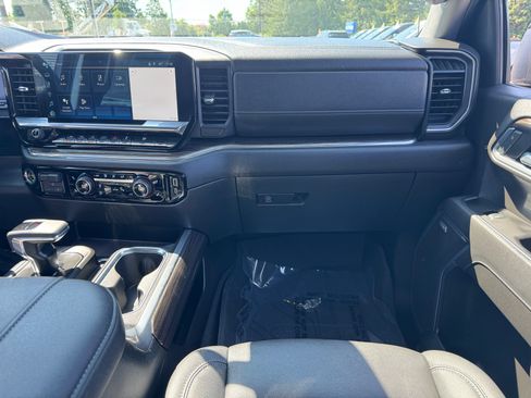 Used 2023 Chevrolet Silverado 1500 RST w/ Convenience Package II AWD/4WD image 23