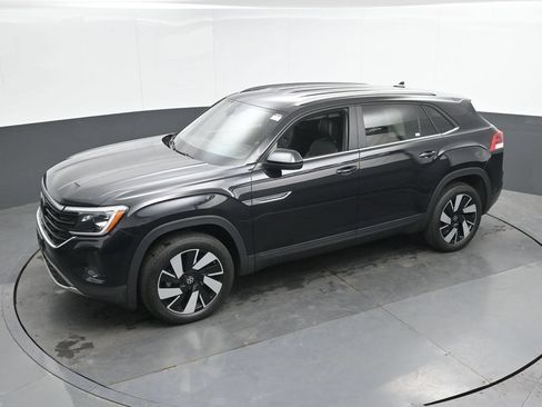 Used 2024 Volkswagen Atlas Cross Sport SE AWD/4WD image 35