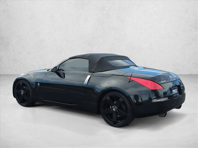 Used 2006 Nissan 350Z Touring RWD image 8
