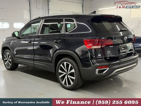Used 2022 Volkswagen Taos SE AWD/4WD image 11