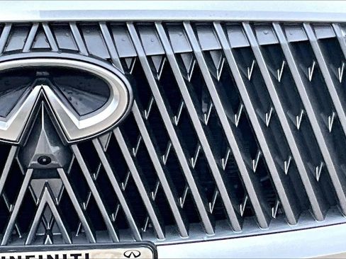 Certified 2026 INFINITI QX60 Luxe w/ Cargo Package AWD/4WD image 11