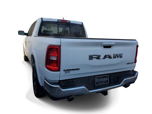 Used 2026 RAM 1500 Laramie AWD/4WD image 3