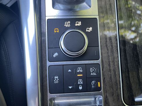 Used 2016 Land Rover Range Rover Sport HSE AWD/4WD image 15
