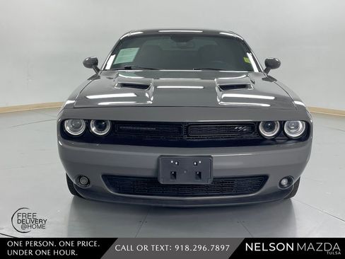 Used 2018 Dodge Challenger R/T w/ Blacktop Package image 2