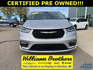 Certified 2024 Chrysler Pacifica Touring-L video 2