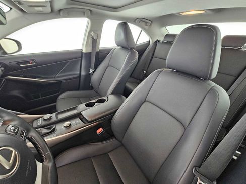 Used 2020 Lexus IS 300 RWD image 21