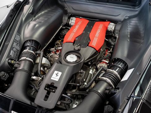 Used 2017 Ferrari 488 GTB image 21