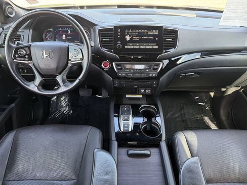 Used 2022 Honda Pilot Black Edition image 2